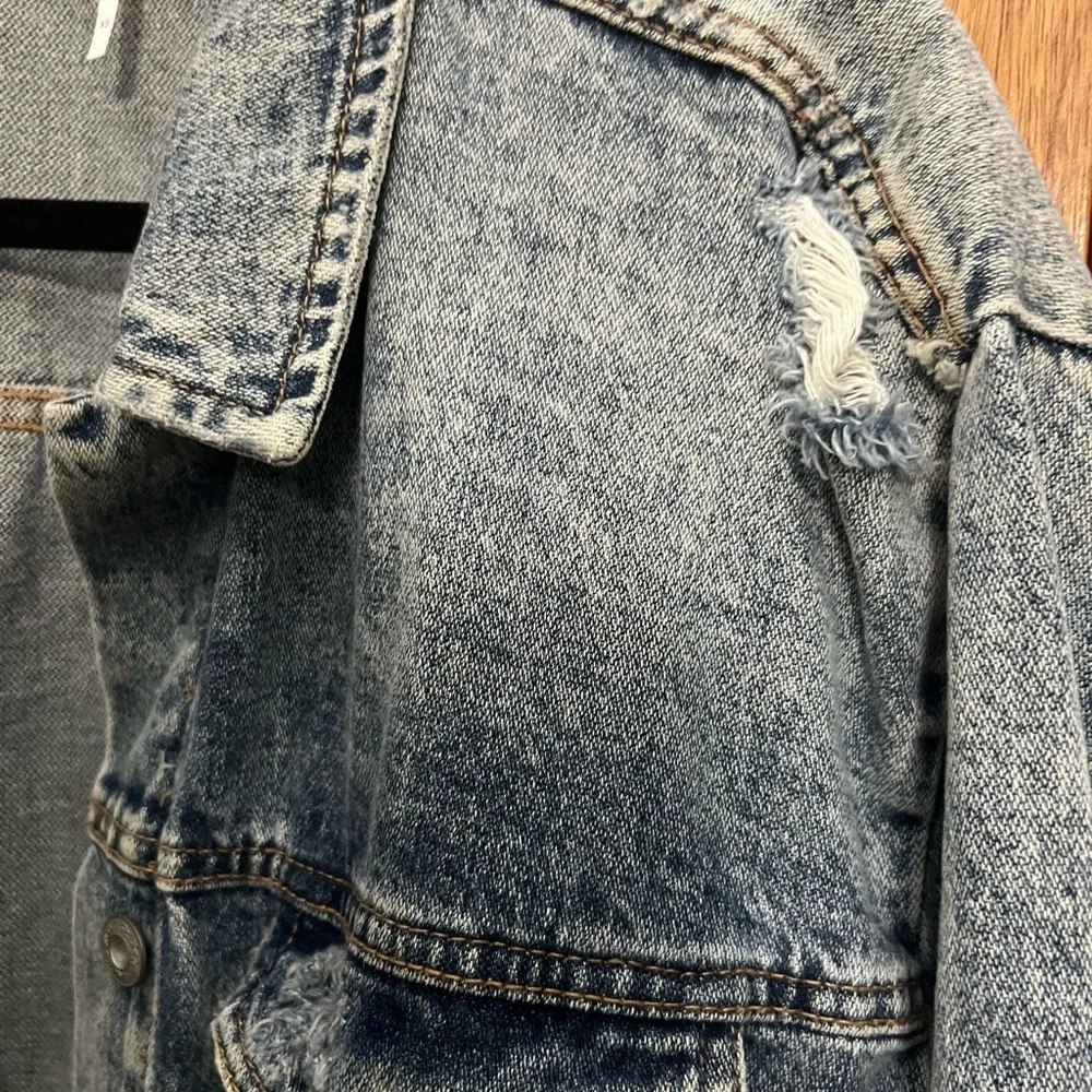 Free peoplele oversized denim jacketed - Picture 5 of 6